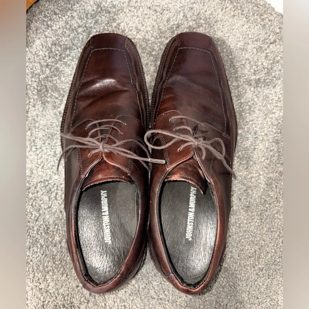 Johnston and Murphy Men’s Dress Shoes